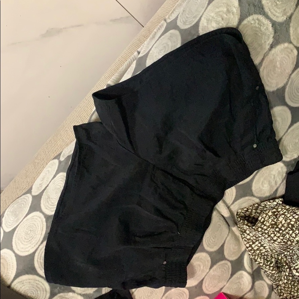 Shorts - Picture 6 of 6